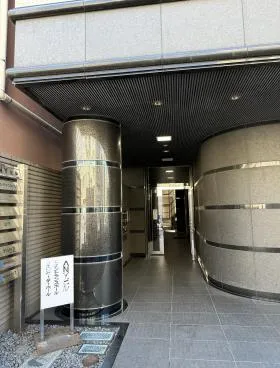 ANYビルの外観