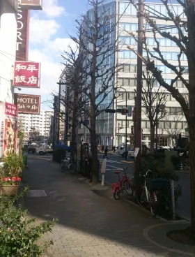 HANROKUビルの外観