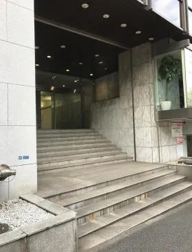 外濠スカイビルディングの外観
