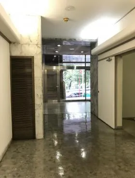 外濠スカイビルディングの外観