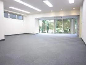 外濠スカイビルディングの外観