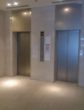東新宿ファーストビルの外観