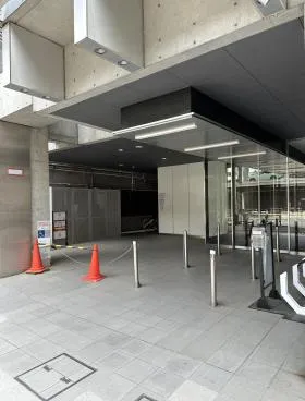 東新宿ファーストビルの外観