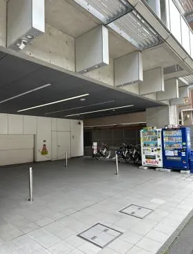 東新宿ファーストビルの外観