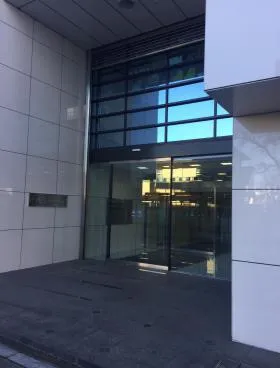 PRSビルの外観