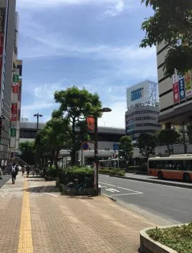 東栄アネックスビルの外観