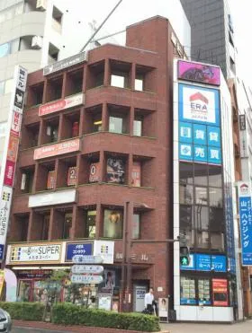 誠ビルの外観
