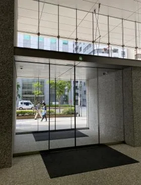 日本橋室町プラザ(旧ヒューリック日本橋室町ビルの外観