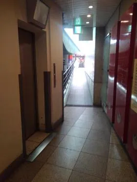 大宮アイスビルの外観