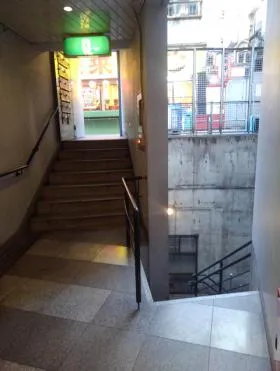 大宮アイスビルの外観