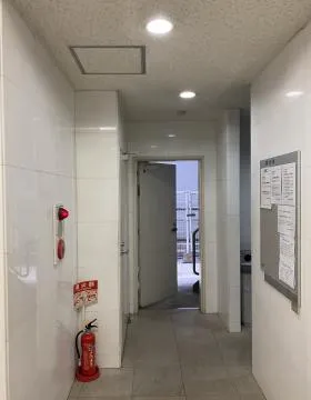 鈴与日本橋ビルの外観