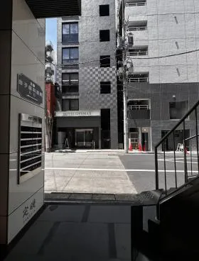 鳥近ビルの外観