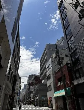 鳥近ビルの外観