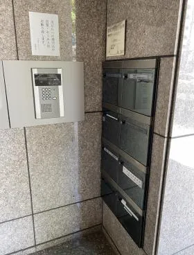 小川町メセナビルの外観