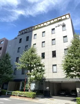 新平河町ビルの外観