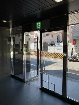 神宮前214(ライジング神宮前)ビルの外観