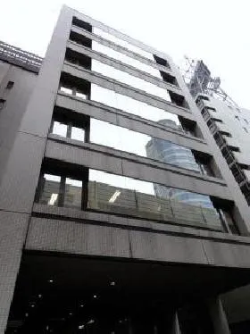 初台光山ビルの外観