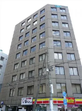 東自機ビルの外観