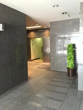 日本センヂミアビルの外観
