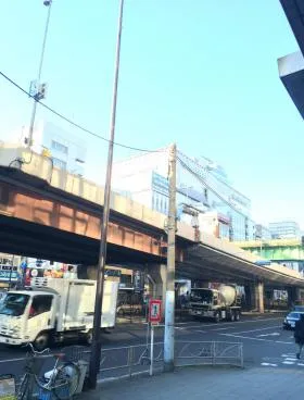 大原ビルの外観