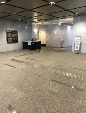 ラムザタワーの外観