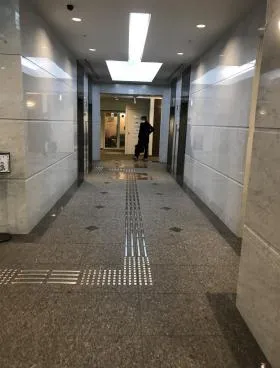 ラムザタワーの外観