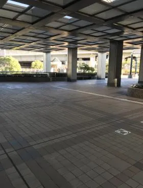ラムザタワーの外観