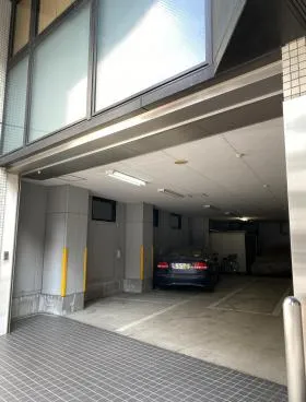 ハーブ神田ビルの外観