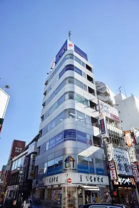 HOUWAビルの外観