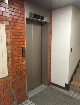 日光ビルの外観
