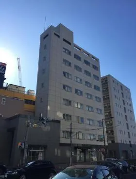 吉敷町スクエアビルの外観