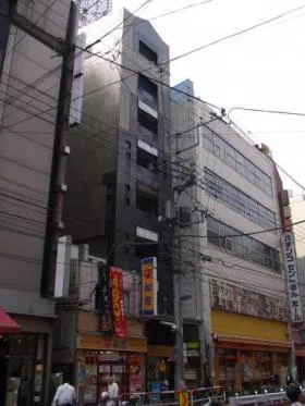 中西ビルの外観