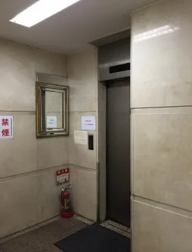 大宮あづまビルの外観