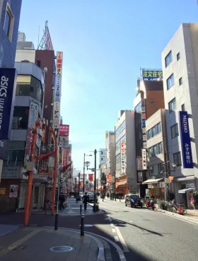 大宮あづまビルの外観