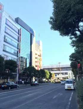 東栄ビルの外観