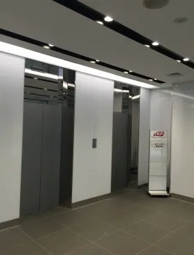 Daiwa西新宿(旧日廣)ビルの外観