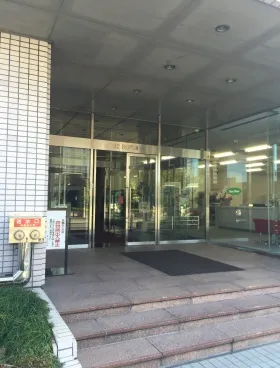 KSビルの外観