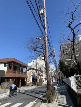 日本教育出版ビルの外観
