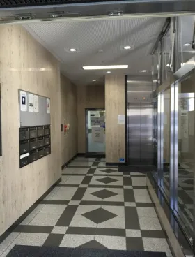 山崎第2ビルの外観