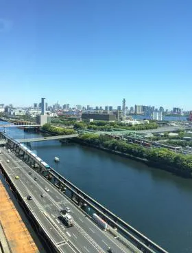 グラスキューブ品川の外観