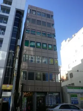 栗橋ビルの外観
