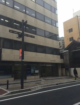 朝日生命大宮仲町AKビルの外観