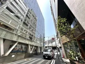 AD神田駅東口ビルの外観