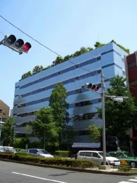 新目白ビルの外観