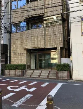 銀一パークビルの外観