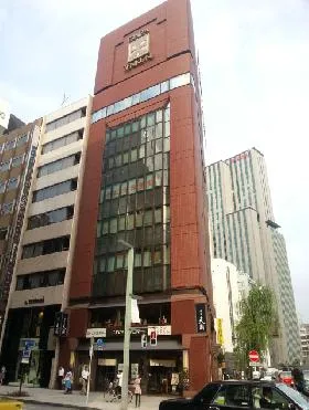 銀座天国ビルの外観