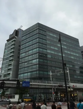 川崎フロンティアビルの外観