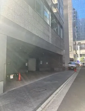 川崎フロンティアビルの外観