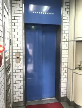 石毛ビルの外観