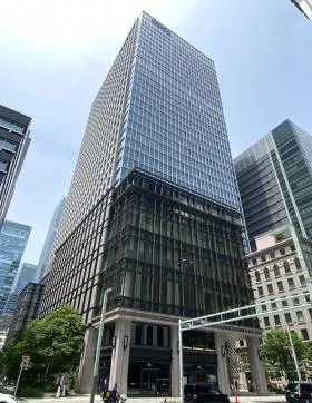 京橋エドグランの外観